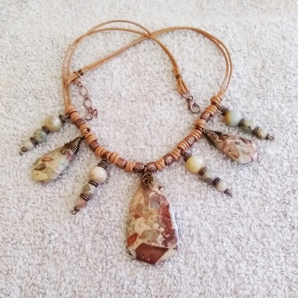 3300+ Items Sold on Poshmark with 5* Rating - Professional Wardrobe Enhancers - Picture 13 of 15